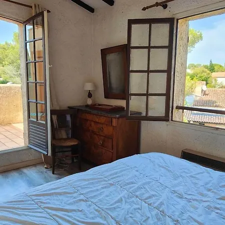 Vakantiehuis Family House 4 Bedrooms - With Garden Saint-Raphaël